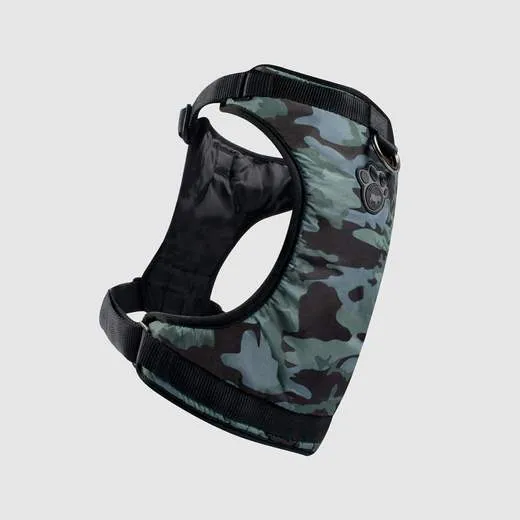 The Everything Harness In Camo Large